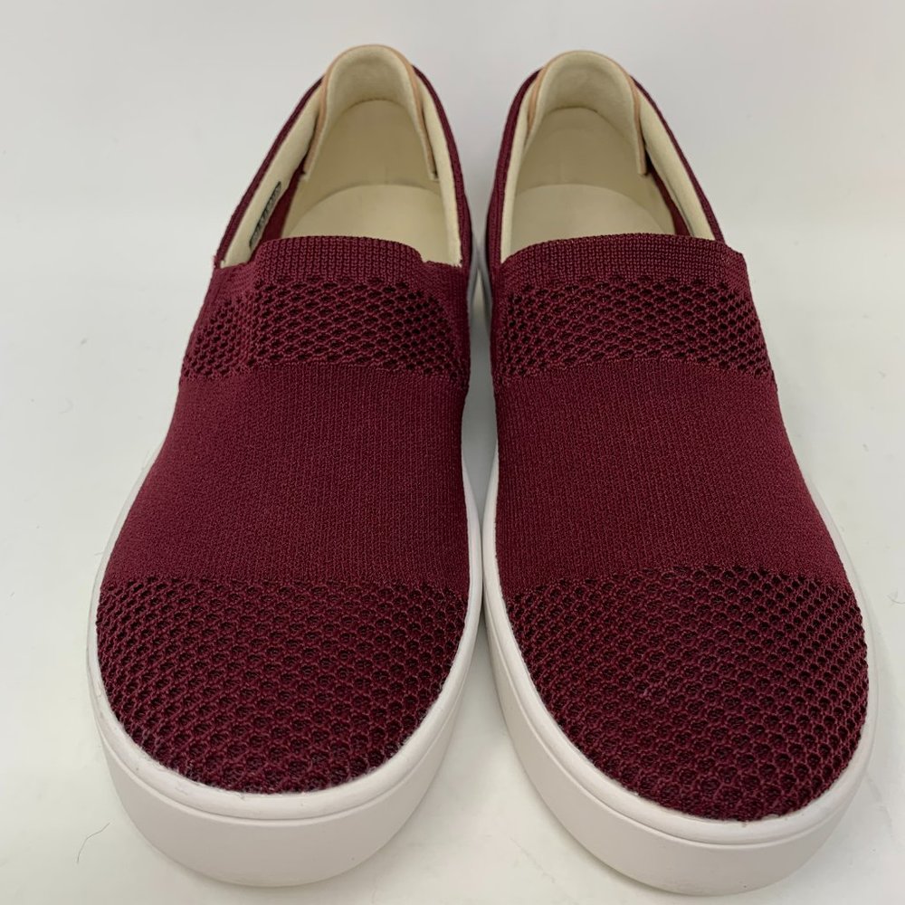 Spenco Total Support Women's Slip on Loafer Casual Red 6.5 Medium